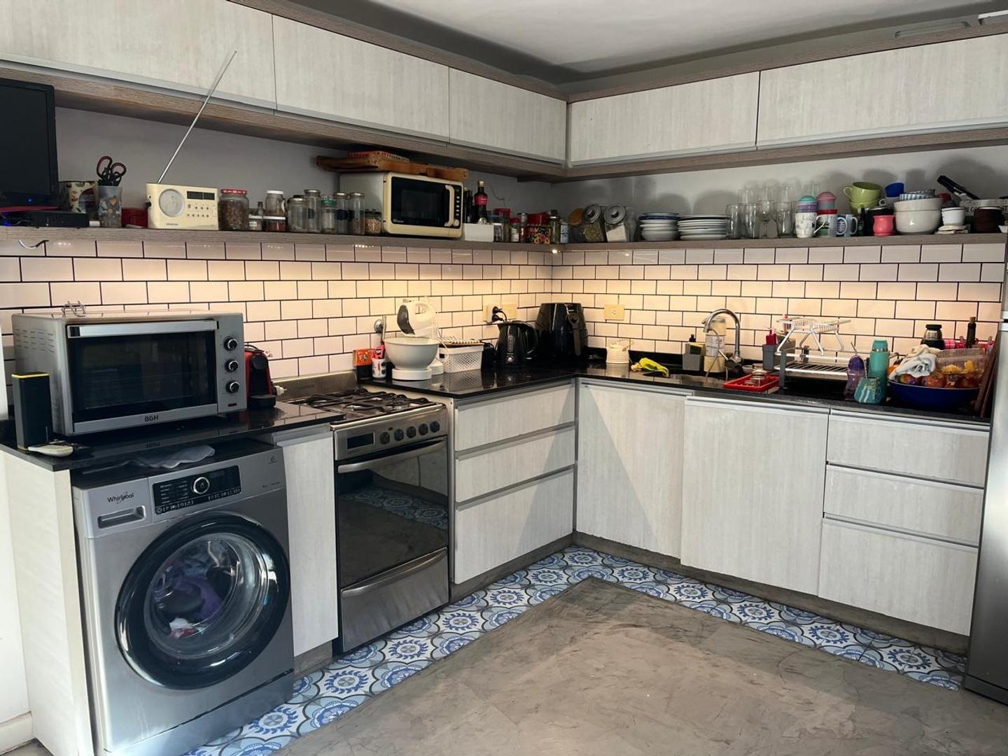 Foto de Excelente PH 4 amb PB 2 bños patio parrilla cochera, imagen 3