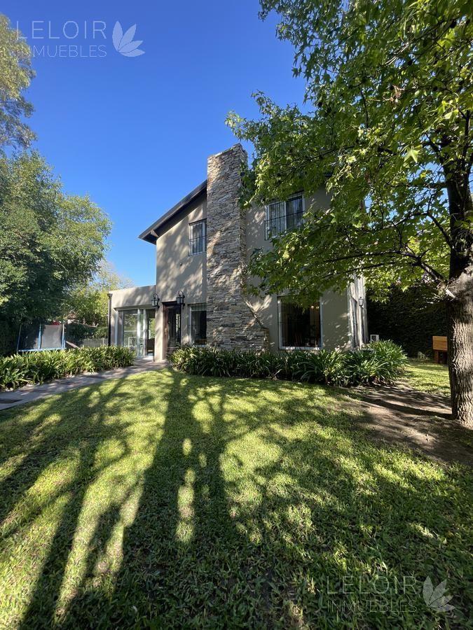 Casa en Venta 4 Dormitorios En Parque Leloir