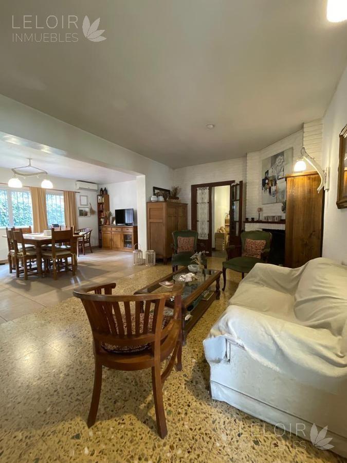 Casa En Venta 4 dormitorios En Parque Leloir