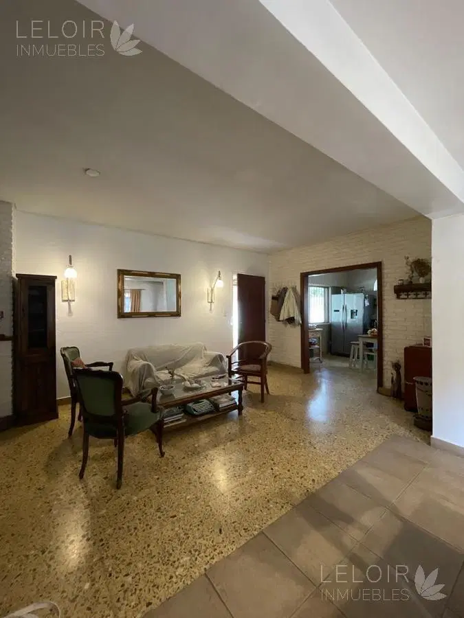 Casa En Venta 4 dormitorios En Parque Leloir 5