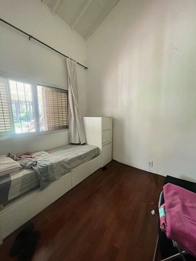Casa en venta 3 dormitorios en Parque Leloir 3