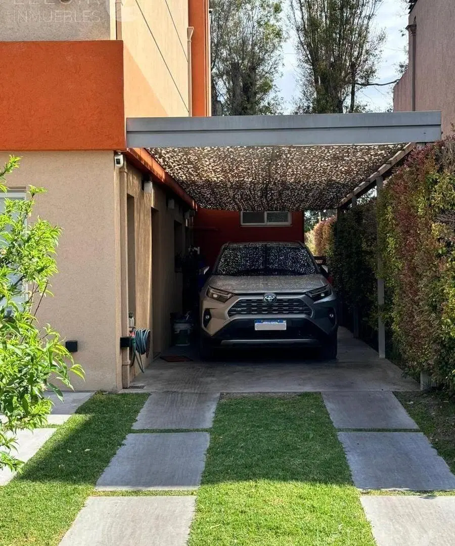 Casa en venta 4 dormitorios barrio cerrado Parque Leloir 5