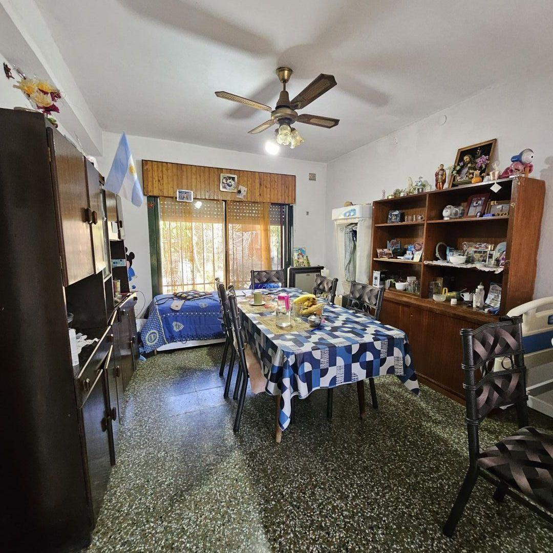 Foto de Casa en venta 3 dormitorios Parque Leloir, imagen 2