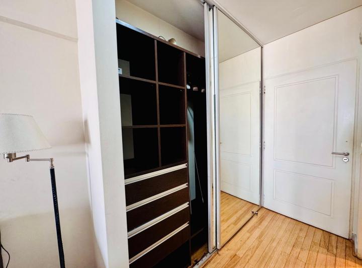Monoambiente con muebles  en alquiler y vta. - Seguridad 5