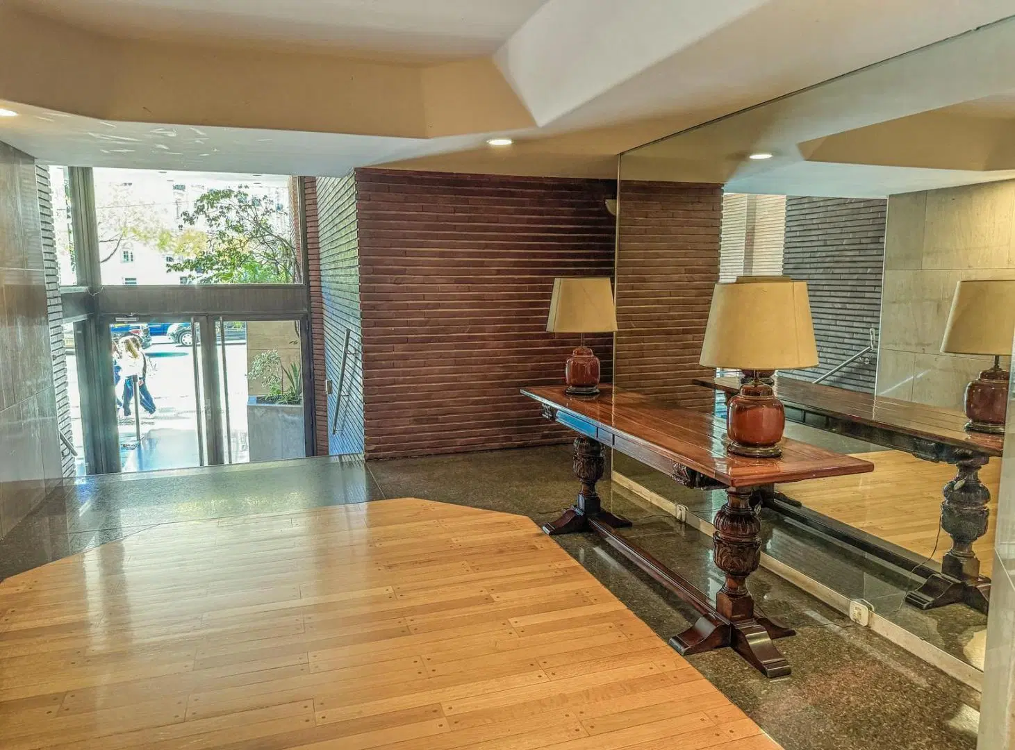 Departamento en alquiler sin muebles con 2 dormitorios - Recoleta 2