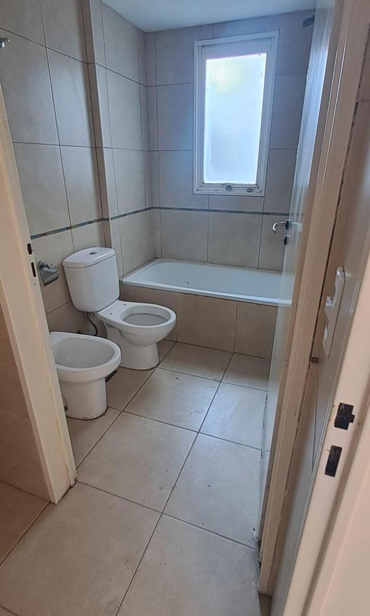 Hermoso 3 Ambientes 64 m² Ct. Frente Balcon, Vista Abierta 2