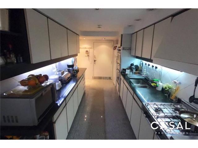 Venta Piso Alto Sobre Avda. Libertador, Buena Planta 2 Cocheras 4