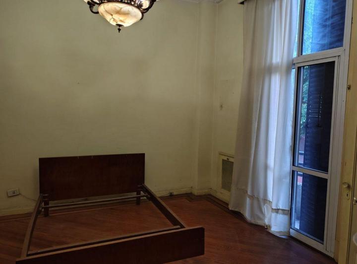 VENTA DEPARTAMENTO ALMAGRO A REFACCIONAR  FRENTE 5