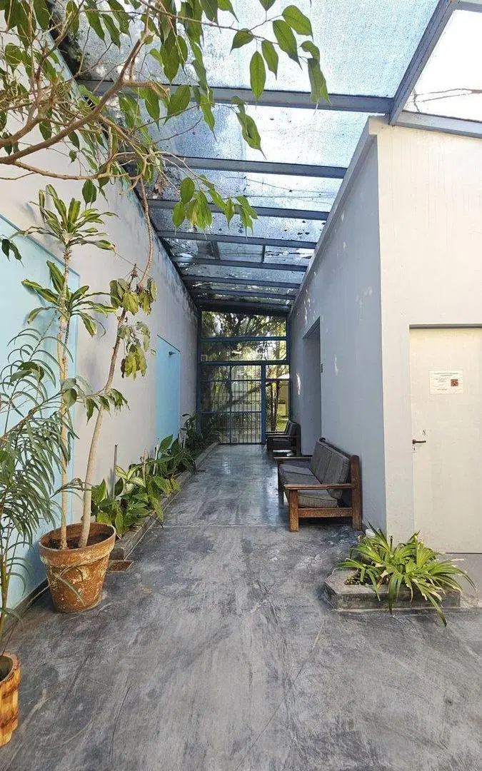 VENTA CENTRO DE SALUD VILLA LUGANO BAJO PRECIO 3