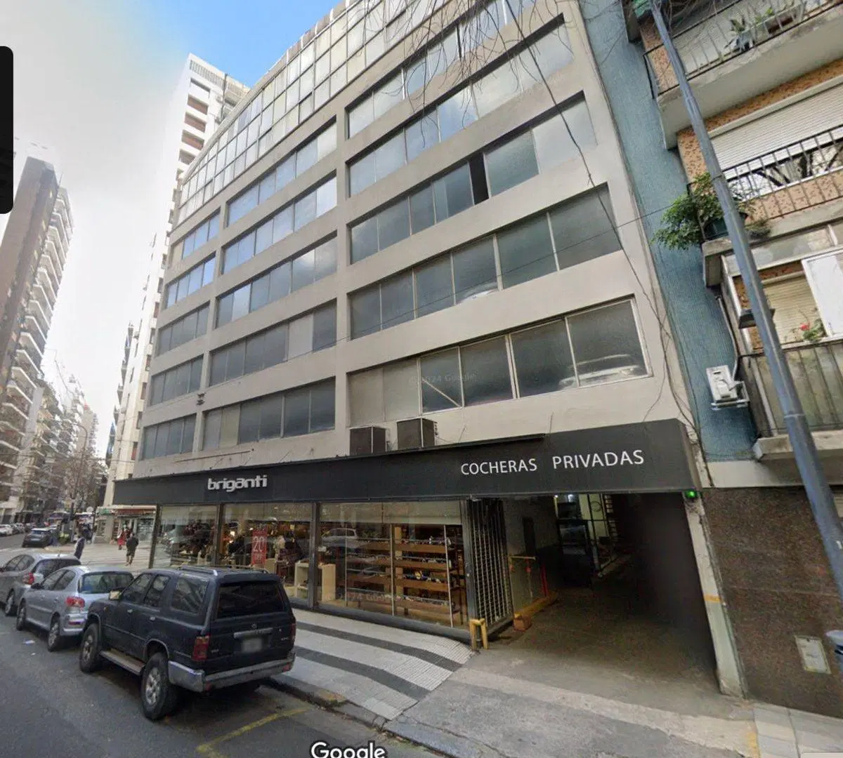 VENTA COCHERA FIJA EN BARRIO NORTE. GALLO y AGÜERO 3
