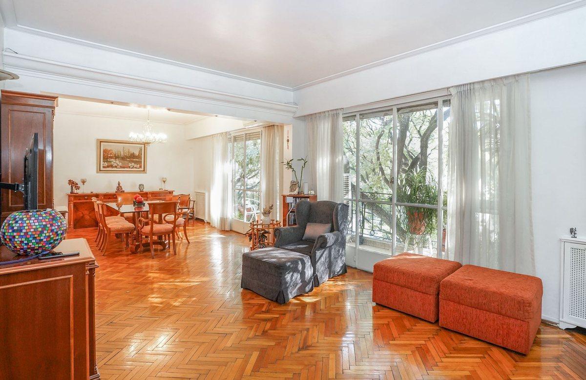 PISO EN VENTA CABALLITO 5 AMB, DEP y COCHERA