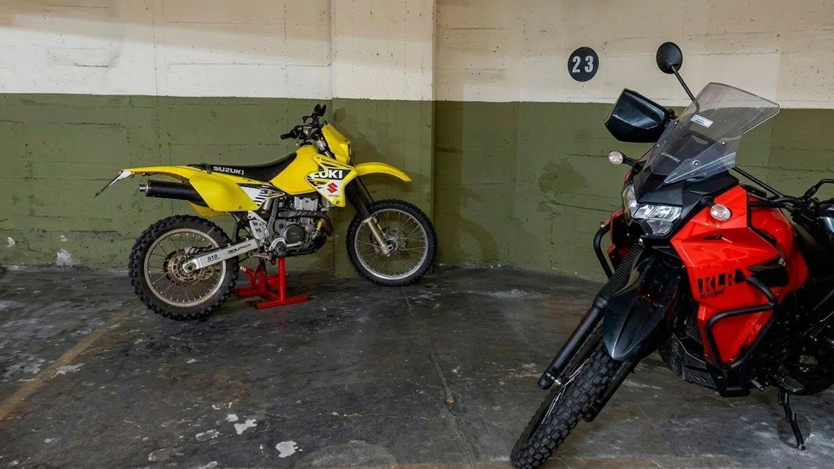 Venta Pack Cocheras Fija Cubiertas 10 m² - Abasto 5