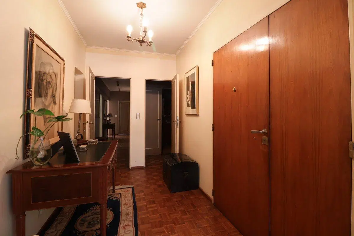 Departamento 5 Ambientesa Venta Belgrano Jardín 3