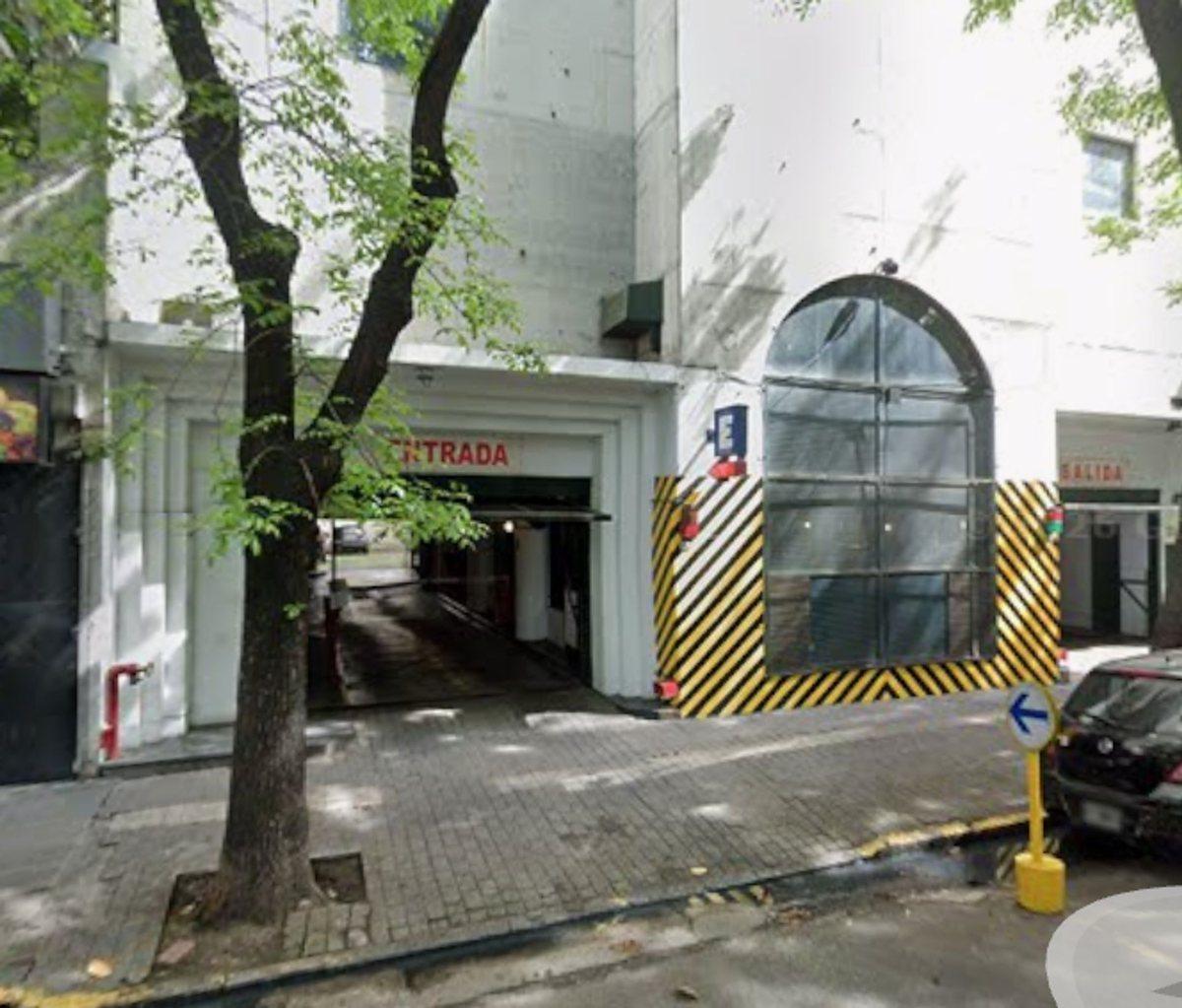 VENTA COCHERA PALERMO CON SEGURIDAD 24 HS.