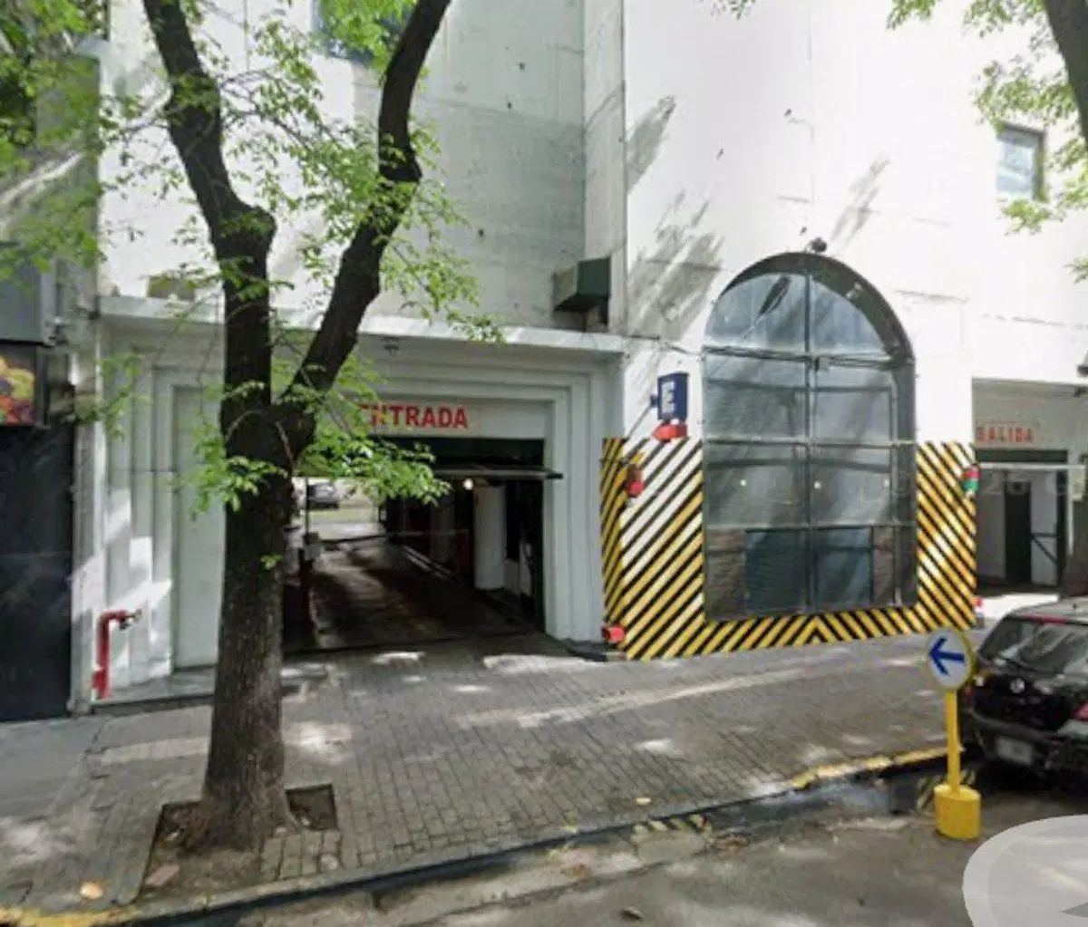 VENTA COCHERA PALERMO CON SEGURIDAD 24 HS. 4