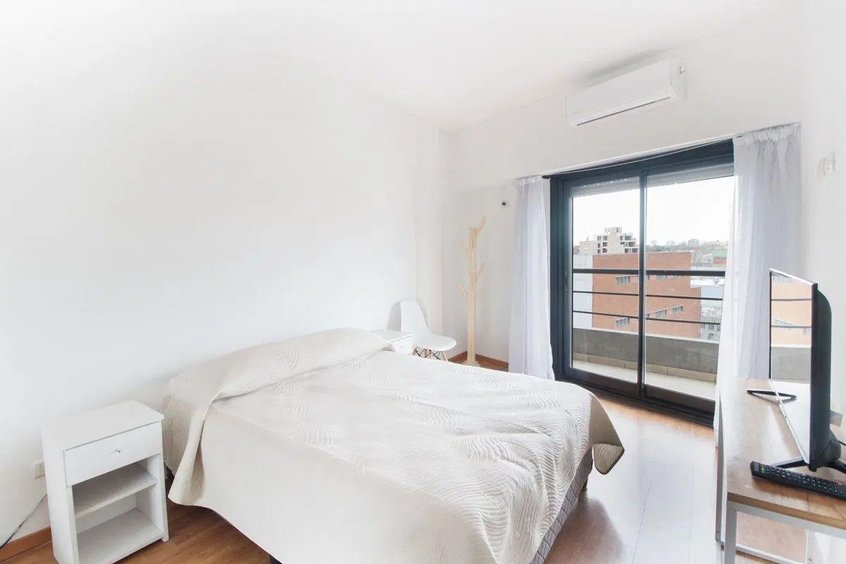 VENTA DEPARTAMENTO DOS AMBIENTES CON BALCON FRENTE 4