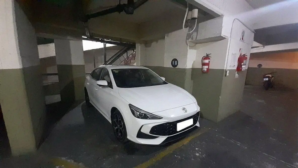 Cochera BoxFija Cubierta en Venta - 13 m² - Abasto 3