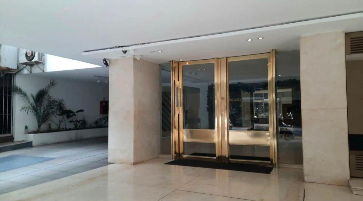 VENTA COCHERA FIJA Y CUBIERTA EN BELGRANO
