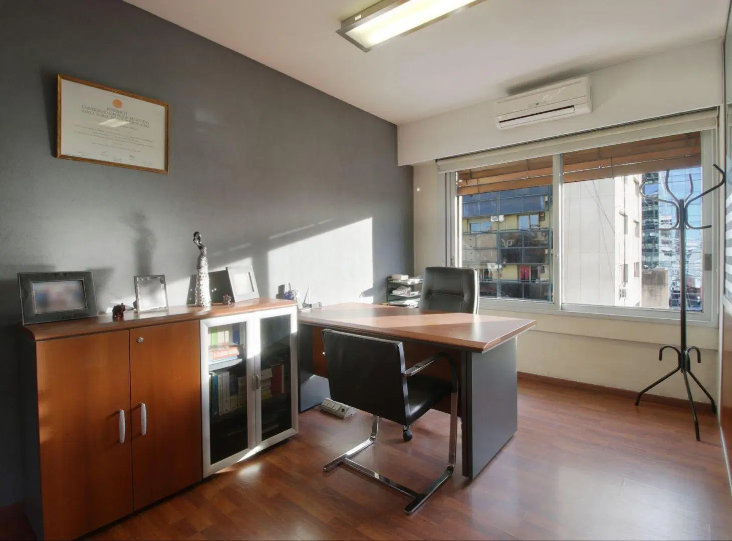 ALQUILER OFICINA 3 DESPACHOS AMOBLADA CALLAO 420 2