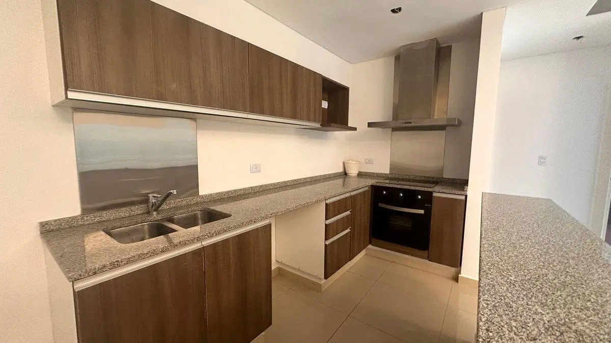 VENTA DEPARTAMENTO 2 AMBIENTES - COCHERA BANFIELD 4