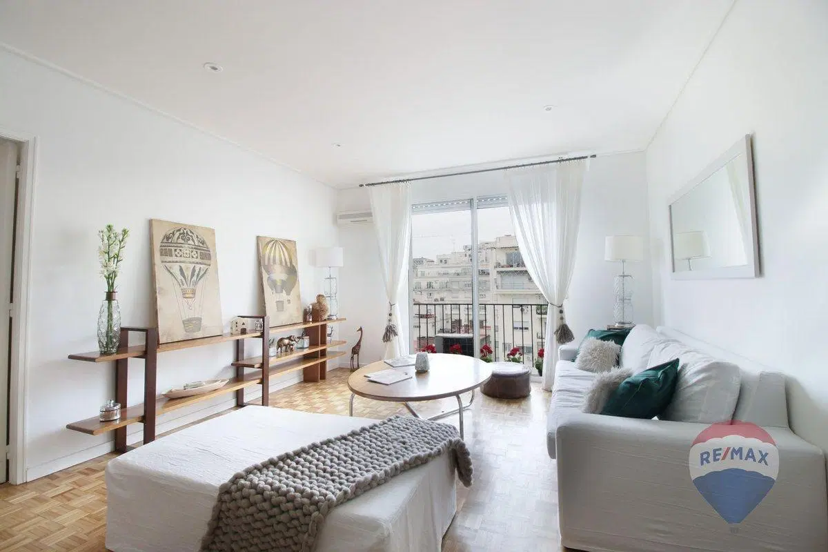 Departamento 4 ambientes Venta Recoleta Cochera 2
