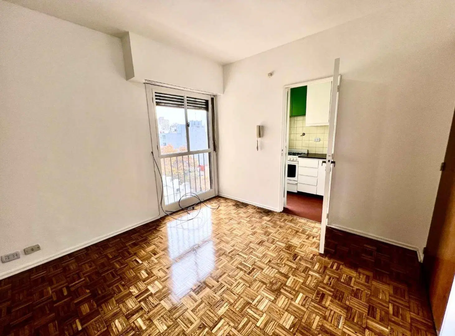 ALQUILER DEPARTAMENTO 2 AMBIENTES ALMAGRO LAVADERO 4