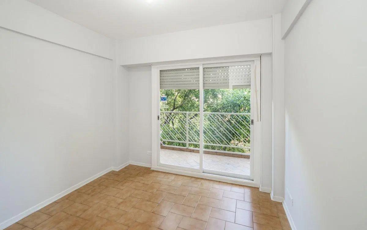 VENTA 4 AMBIENTES FLORES BALCON NUEVO BAJO PRECIO 4