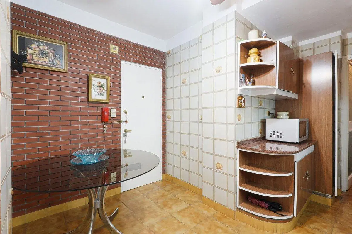 VENTA DEPARTAMENTO 4 AMBIENTES BALCÓN Y COCHERA 8