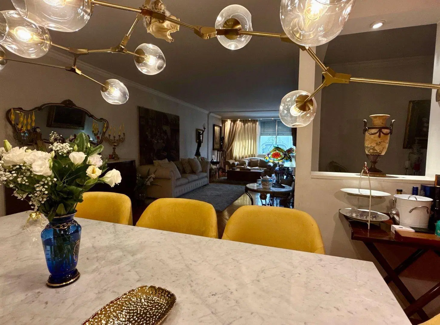 SEMIPISO EN VENTA,AL FRENTE 6 AMB EN RECOLETA 2