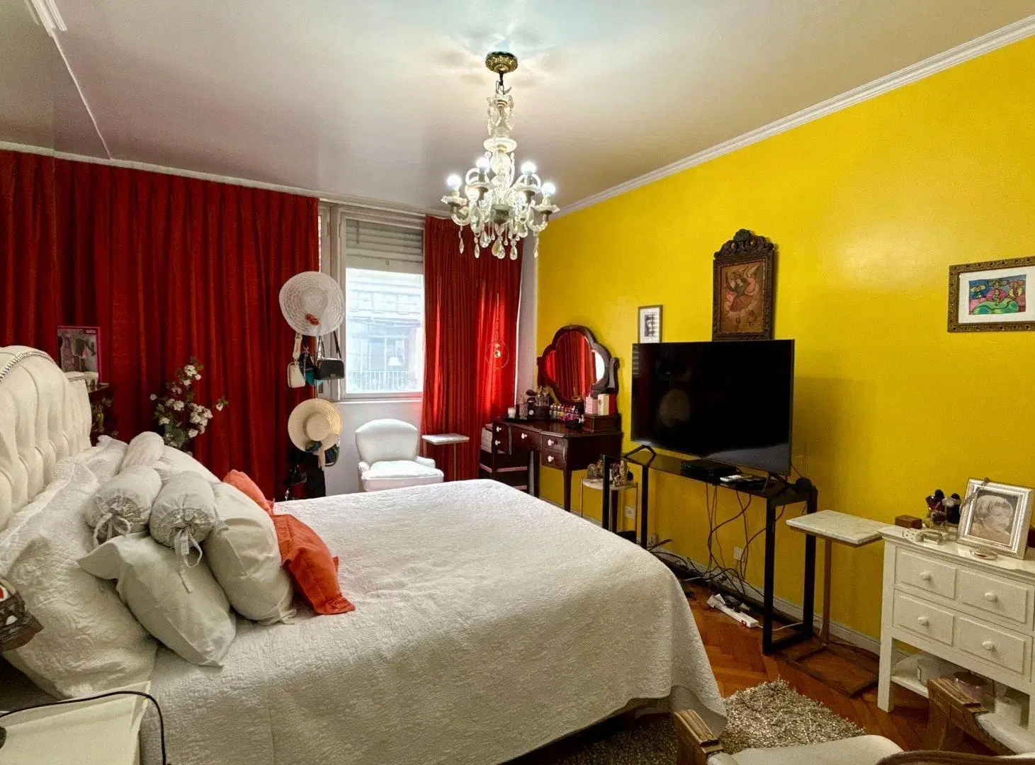 SEMIPISO EN VENTA,AL FRENTE 6 AMB EN RECOLETA 5