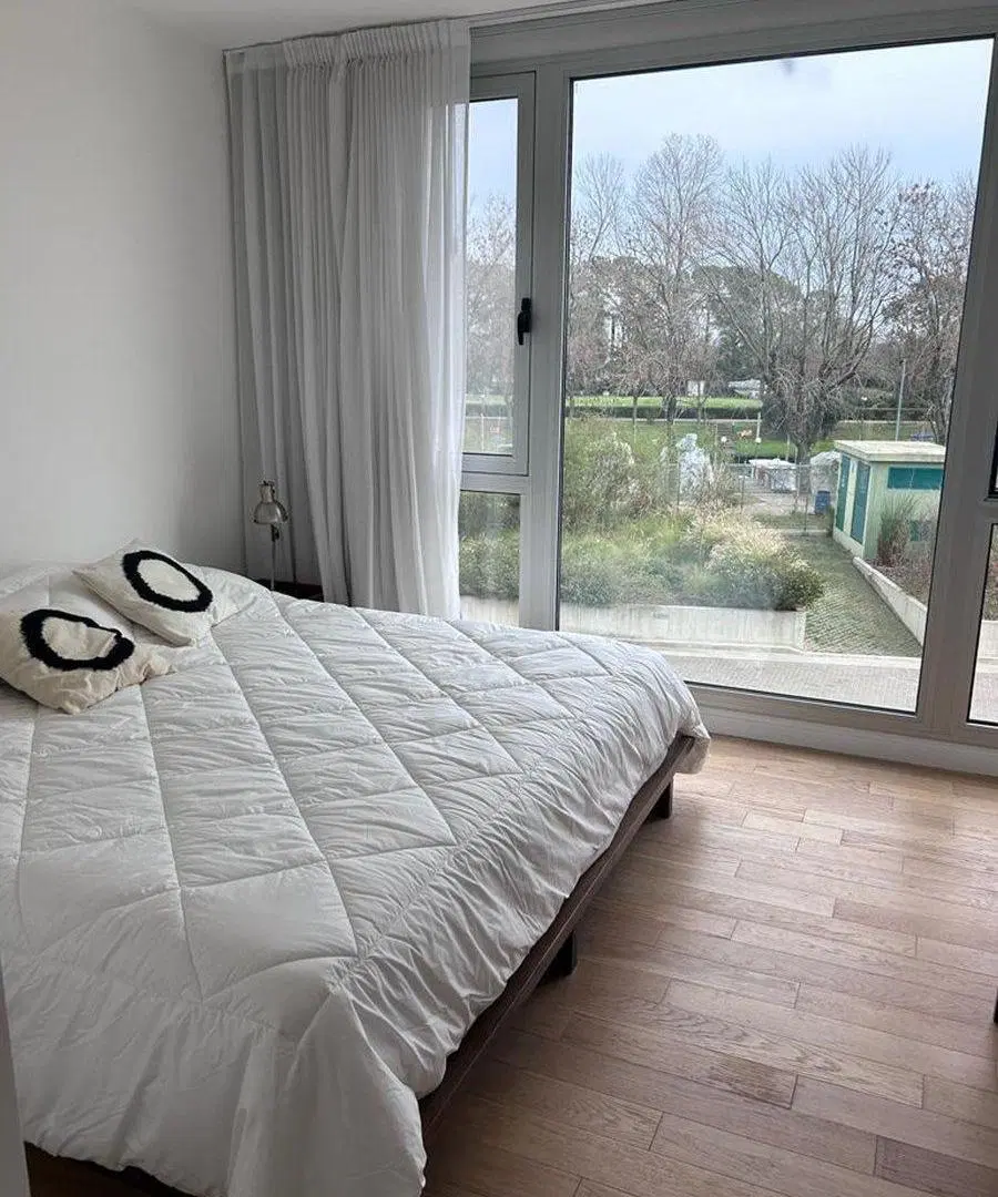 VENTA DEPARTAMENTO 4 AMBIENTES COMPLEJO VENICE 4