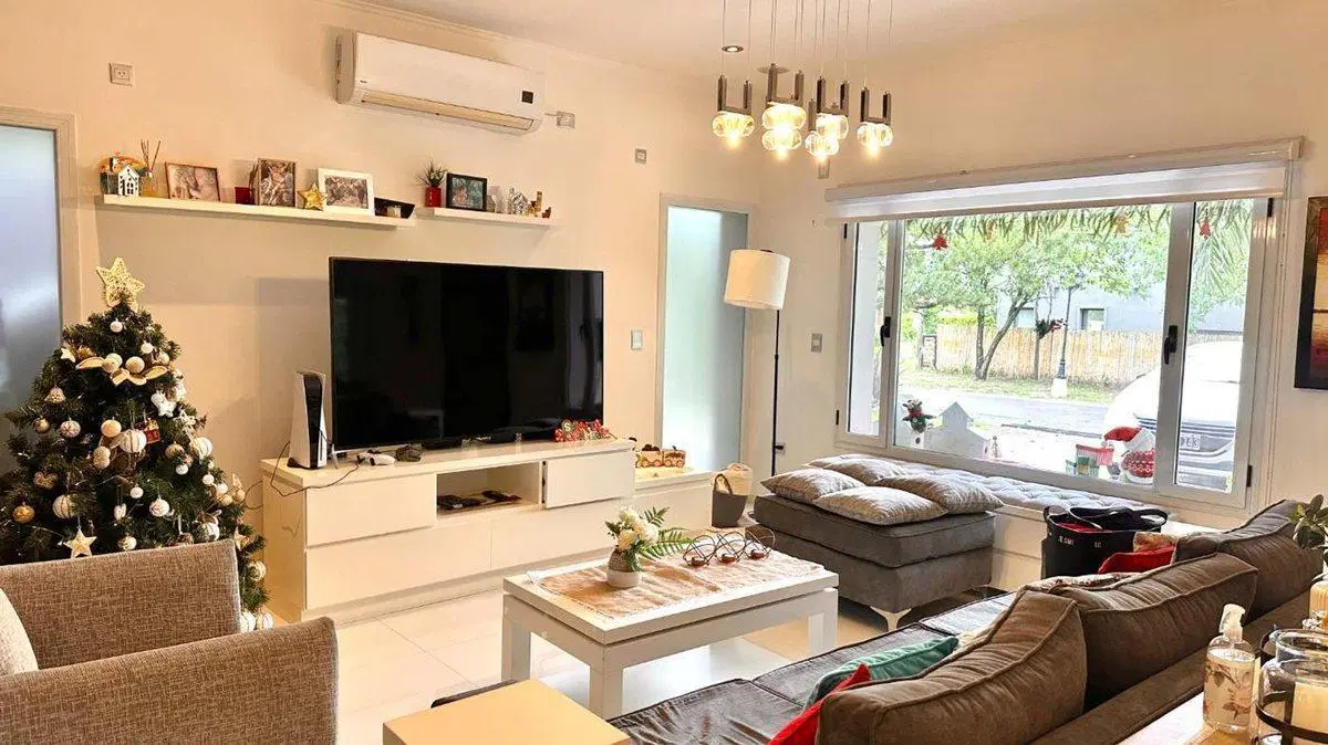 casa en alquiler en carlos spegazzini 4