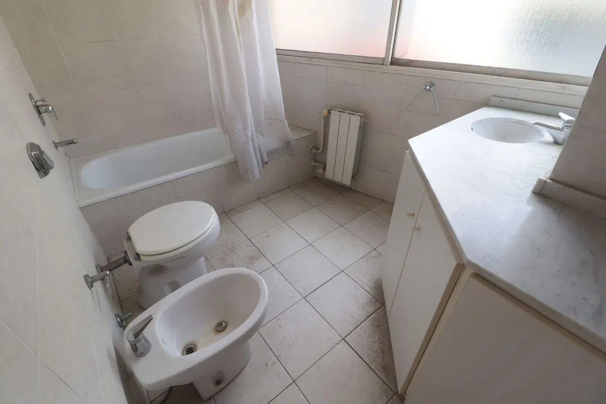 VENTA OFICINA 2 AMBIENTES RECOLETA BALCON 4