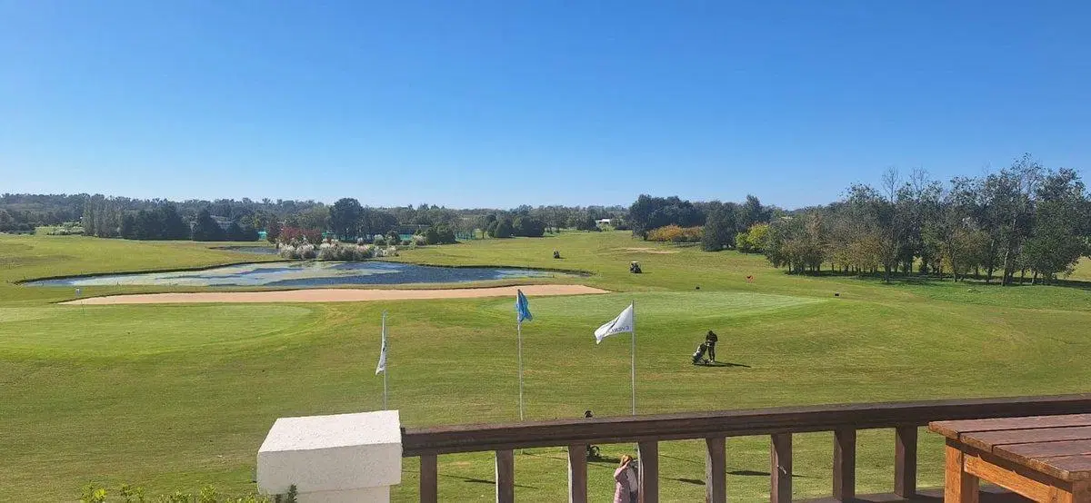 VENTA TERRENO LUJÁN EVERLINKS GOLF VISTA A HOYOS 2
