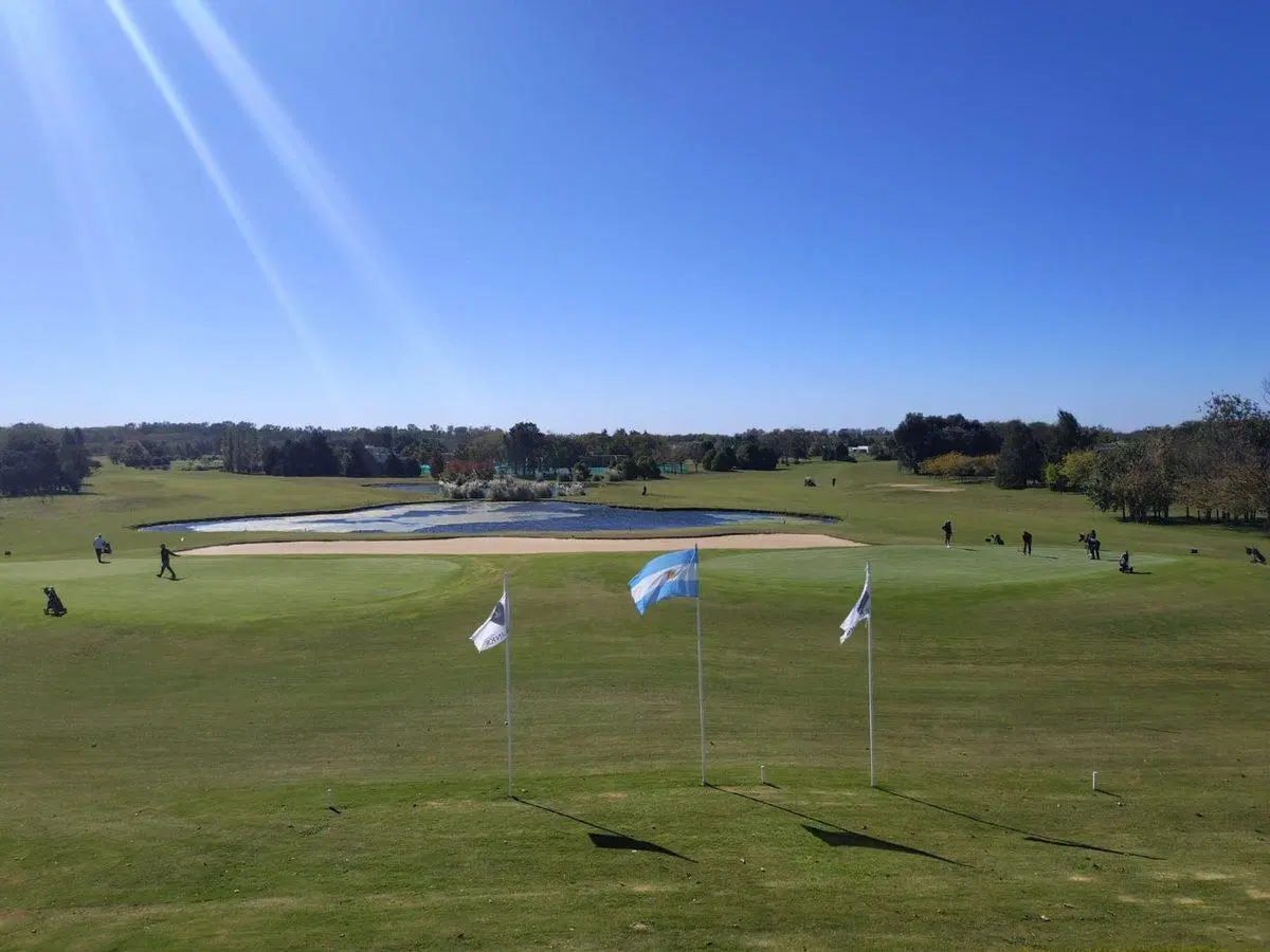 VENTA TERRENO LUJÁN EVERLINKS GOLF VISTA A HOYOS 5