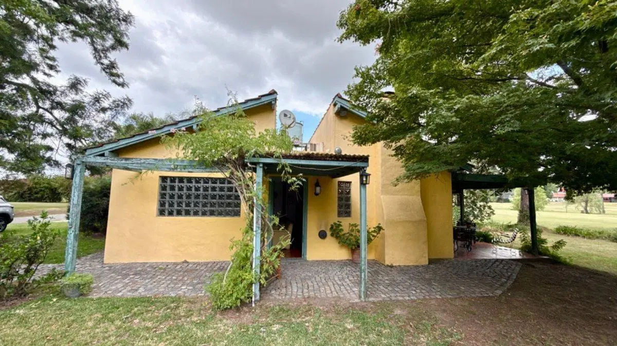 VENTA CASA 5 AMBIENTES LARENA CC PILAR AP CREDITO 3