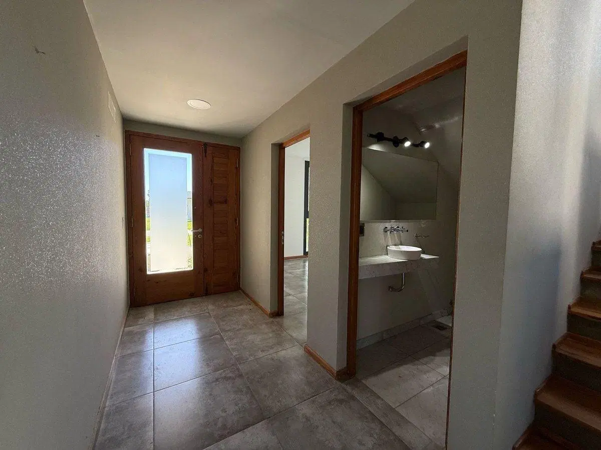 Casa Alquiler Barrio Privado Tristán Suarez 2