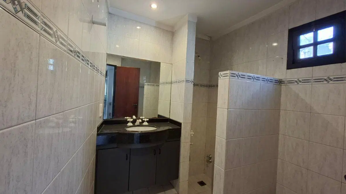 VENTA V. URQUIZA OFICINA COCHERA APTO PROFESIONAL 5
