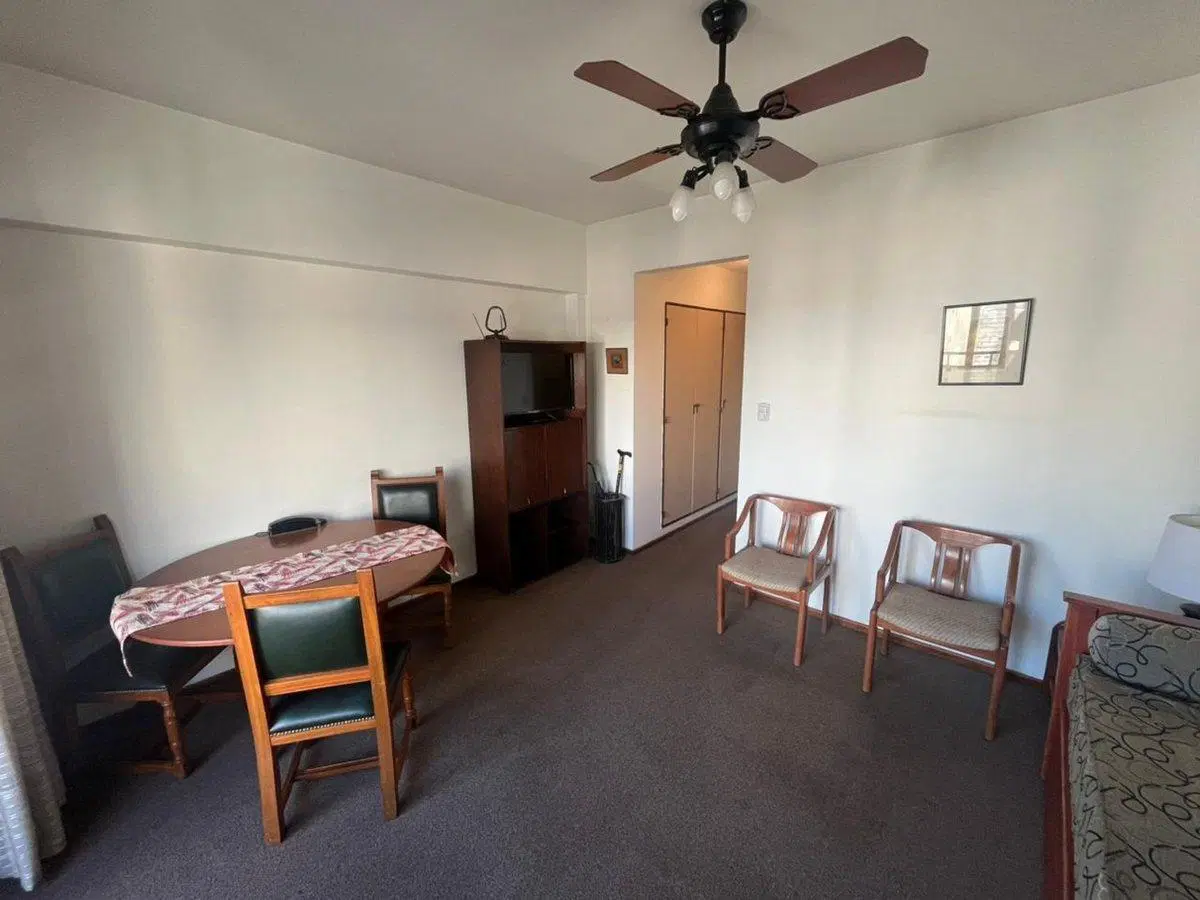 VENTA Monoambiente con balcon BALVANERA 3