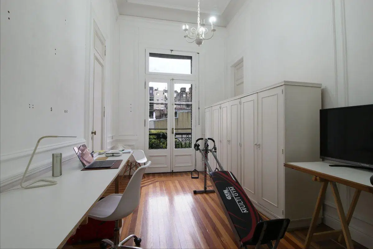 6 AMBIENTES CON BALCON EN BALVANERA 5
