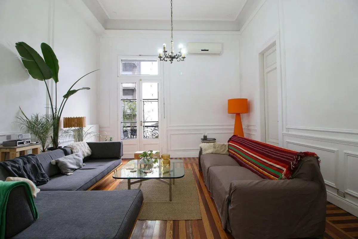 6 AMBIENTES CON BALCON EN BALVANERA 3
