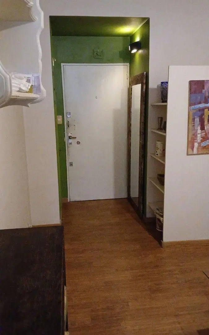 VENTA MICROCENTRO MONOAMBIENTE FRENTE PISO ALTO 5
