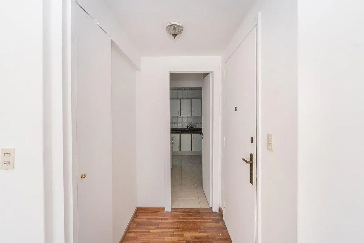 VENTA RECOLETA TRES AMBIENTES PISO ALTO LUMINOSO 2
