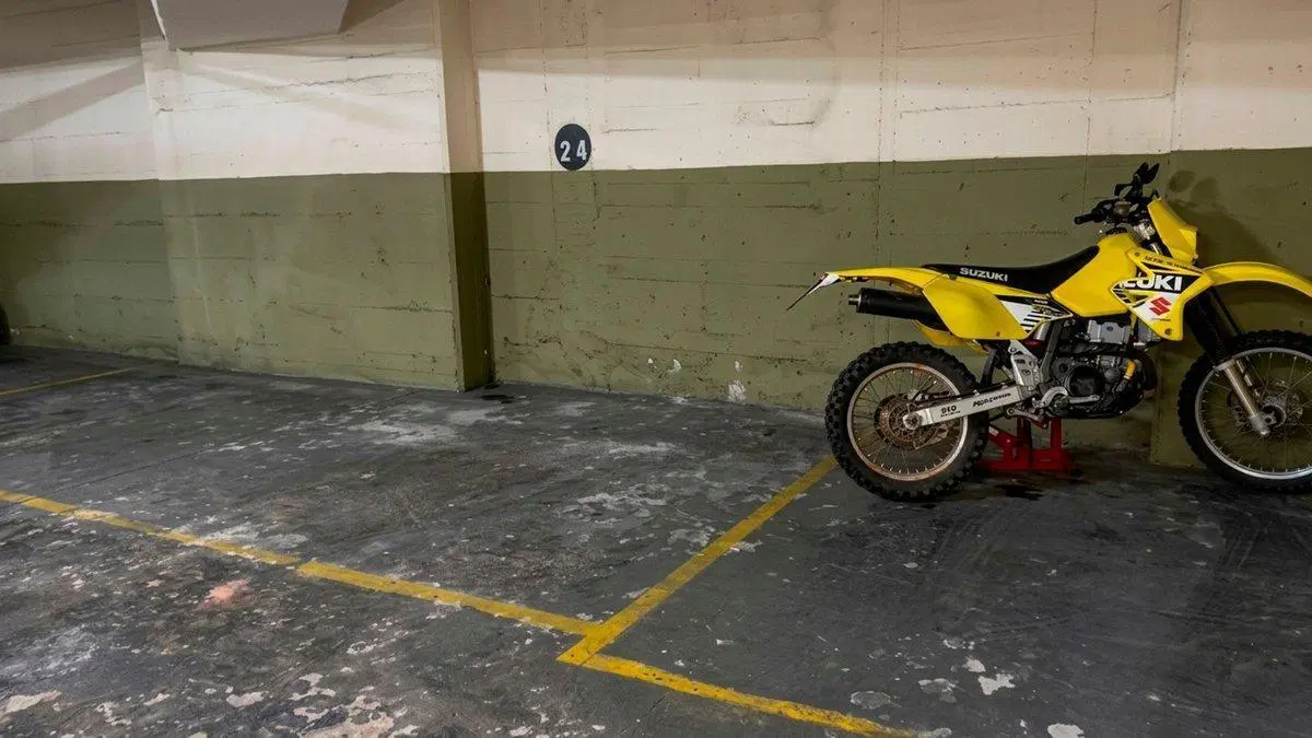 Venta Pack Cocheras Fija Cubiertas 10 m² - Abasto 2