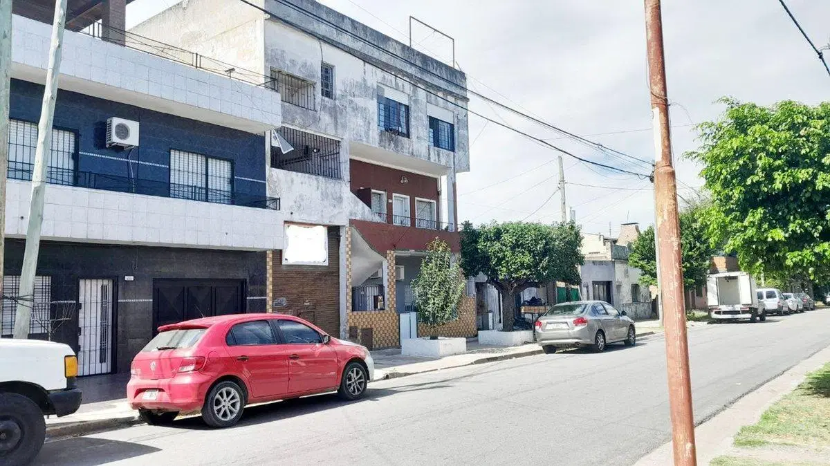 Venta Departamento 2 amb + escritorio s/expensas 3