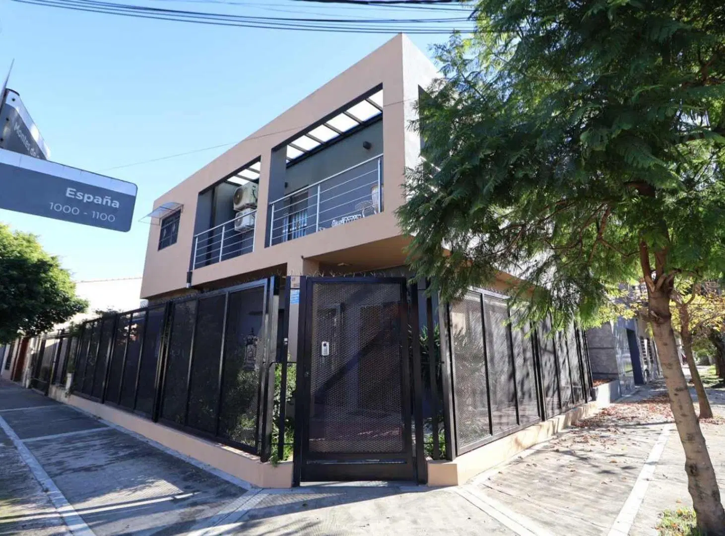 VENTA CASA 5 AMB COCHERA QUINCHO CASTELAR NORTE 2