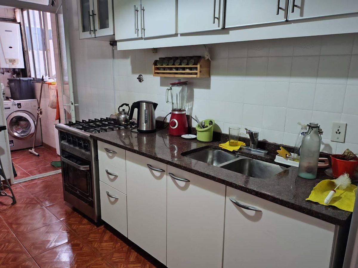 Foto de VENTA DEPARTAMENTO CABALLITO 3 DORMITORIOS BALCON, imagen 1
