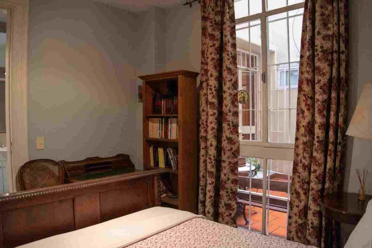 VENTA SAN TELMO COCHERA EDIFICIO DODERO 8