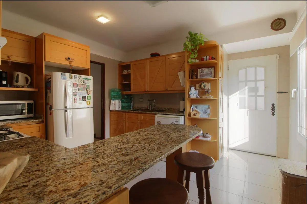 Casa Venta 5 Ambientes Cardenal Del Monte 2 Lotes 5