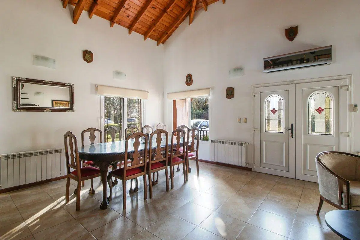 Casa Venta 5 Ambientes Cardenal Del Monte 2 Lotes 8